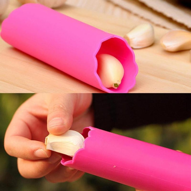 2 PCS Kitchen Peeling Garlic Press Garlic Peeler Does Not Hurt the Hand Silicone Garlic Peeler, Red, Blue